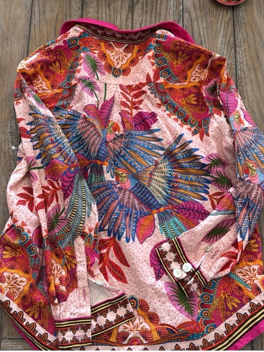 Farm Rio macaw scarf Blouse - Picture 4 of 4